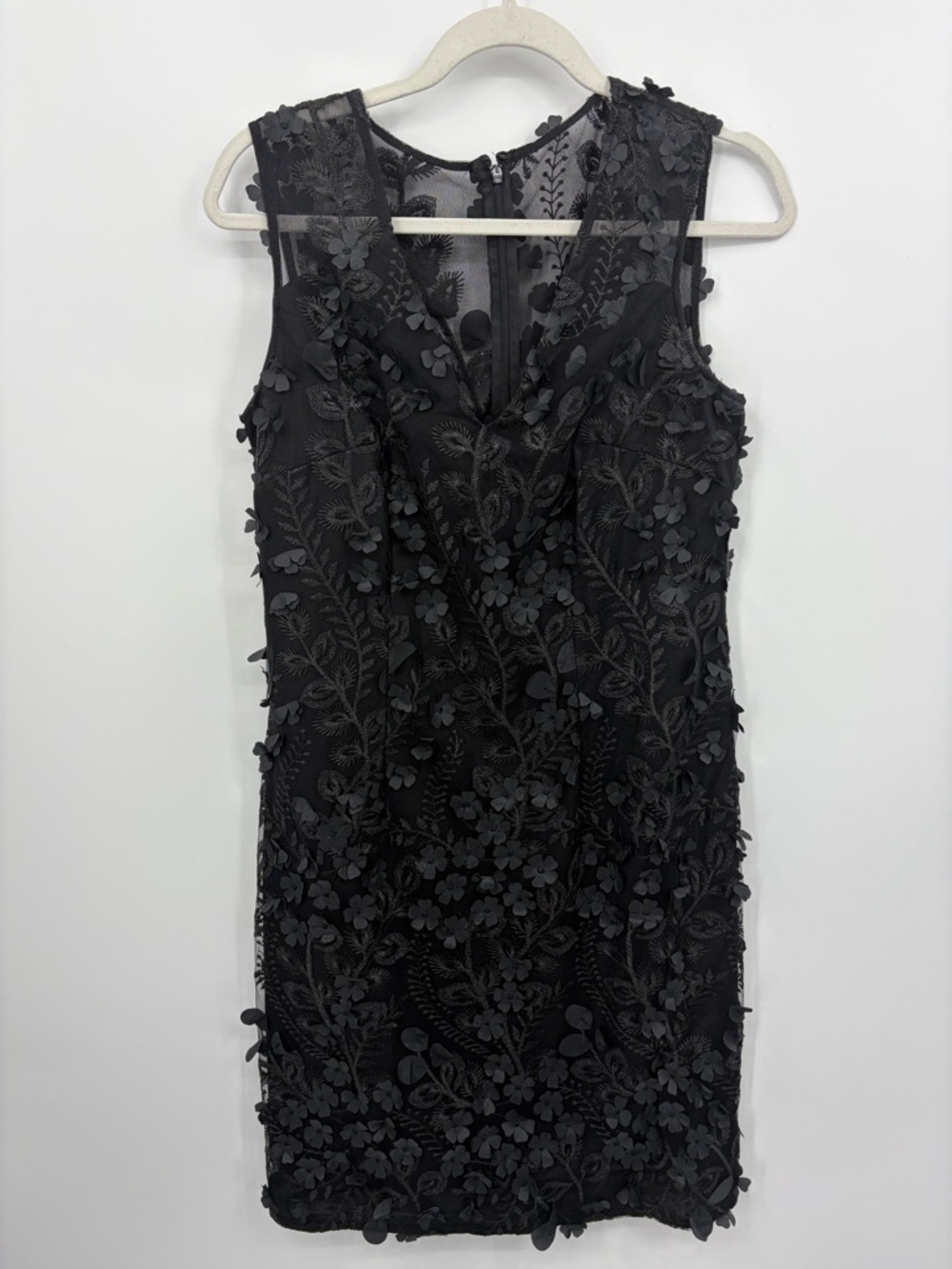 White House Black Market‎ Black Floral 3D Applique Beaded Lace Sheath Dress Sz 8